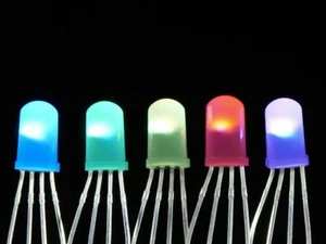 [3DMakerWorld] Adafruit NeoPixel LED difuso de orificio a través de 5 mm - Paquete de 5 - Imagen 1 de 3