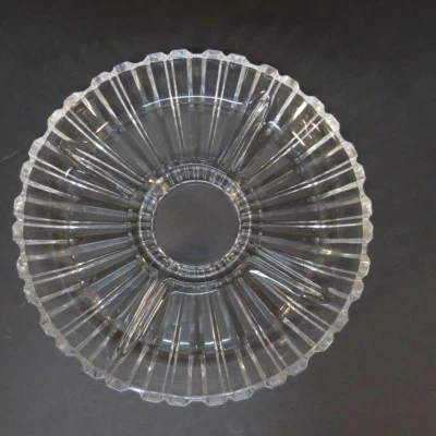 Alexandria Crystal Clear Sectional Dish 10"D - Image 1 of 4