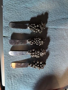 Vintage Zinn Trauben Griff Käse Streuer 4er Set - Bild 1 von 4