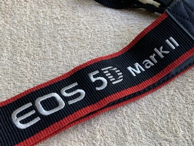 Correa para cámara de cuello/hombro genuina Canon EOS 5D Mark III Foto 1 de 4