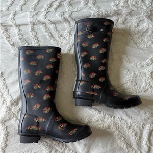 Girls Rainbow Hunter Black Boots - Picture 1 of 5