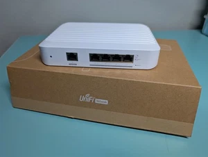 Ubiquiti UniFi Flex XG Switch USW-Flex-XG -- 4x 10GbE ports-- Used mint cond. - Afbeelding 1 van 6