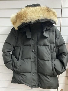 Canada Goose Men's - Picture 1 of 12