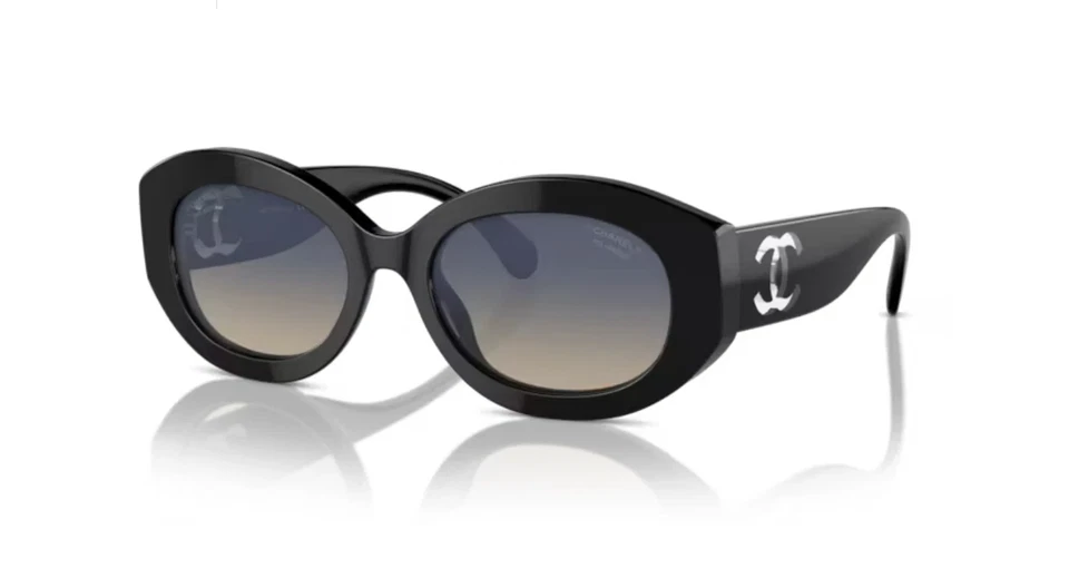Chanel 5528 501/w1 53 Black Clear Logo Grey Brown Polarized Sunglasses CH5528 - Image 1 of 3