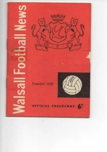 Walsall v Newport County 1960/61 Division 3 - Bild 1 von 1