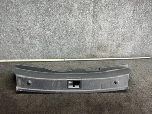 ✔MERCEDES W204 C300 C250 C63 MALETERO TRASERO RASGUÑO UMBRAL MOLDURA CUBIERTA OEM - Imagen 1 de 6