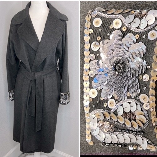 Cappotto lungo in lana vergine Valentino con polsini abbelliti taglia 4