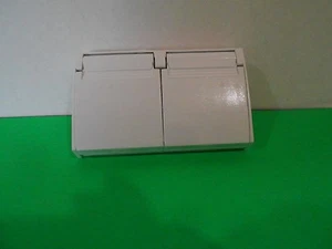 *TV COAX HOOKUP WET LOCATION BOX WHITE FREE SHIPPING - Picture 1 of 3