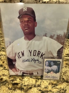 New York Yankees Hector Lopez Signed/Autographed 8x10 Photo & Upper Deck Card - Picture 1 of 7