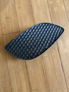 2014-2017 MERCEDES W207 E400 E550 COUPE CONVERTIBLE FRONT LOWER LEFT GRILLE OEM - Picture 1 of 6