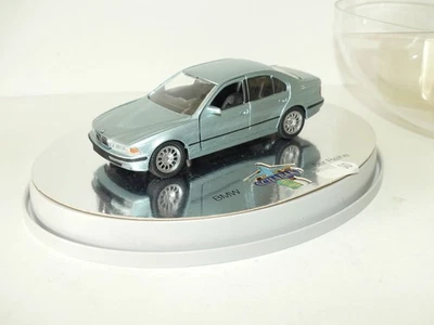 BMW SERIE 5 E39 Vert SCHABAK 1:43 - Photo 1/2