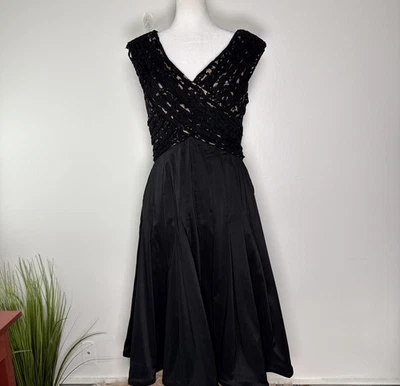 Adrianna Papell Black Lace Pleated Midi Sleeveless Party Cocktail Dress Size 8 - Image 1 of 4