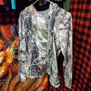 Cabelas Zonz Woodlands Camo “Outfit Her” Polyester Hunting Hoodie Womens Small - Picture 1 of 5