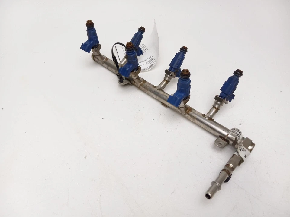 Cadillac CTS 2007 riel de combustible Foto 1 de 4