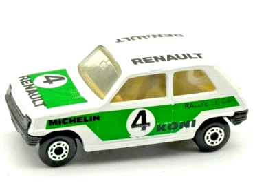 Matchbox No 21 HTF Lesney Renault 5TL White & Green w/Beige Interior in PVC Box - Image 1 of 4