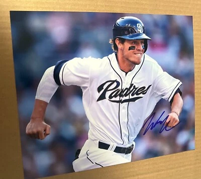 FOTO AUTOGRAFADA 8 X 10 ASSINADA POR WIL MYERS - Imagem 1 de 2