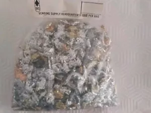 VINTAGE GUMBALL/VENDING RARE DVS CHARMS/TOYS BAG OF 1000 NEW OLD STOCK - Picture 1 of 3