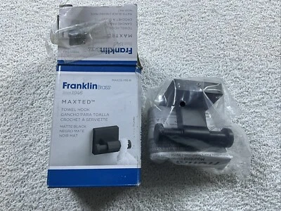 Gancho plano negro para bata de baño Franklin latón MAX35-MB Maxted Foto 1 de 3