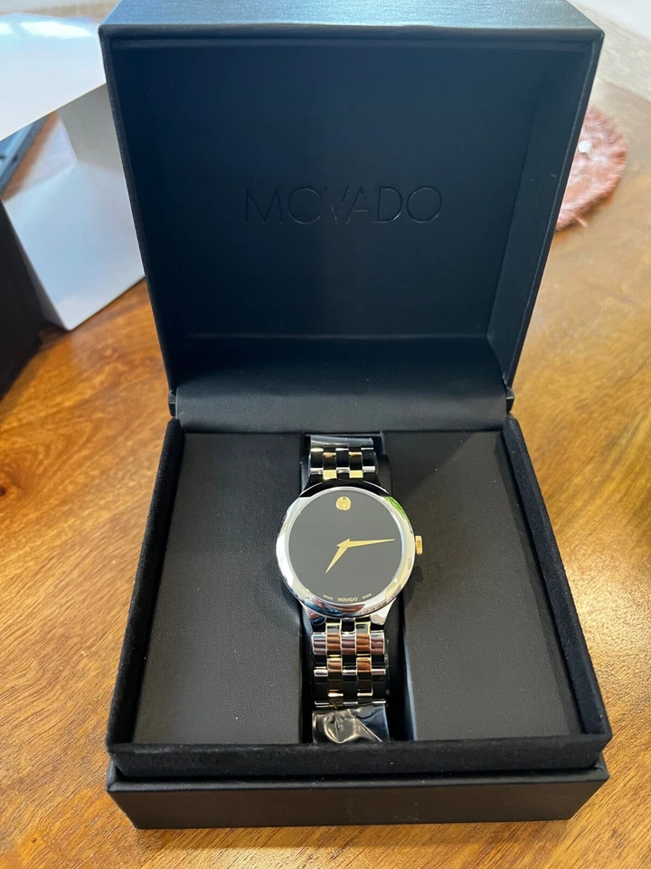 Movado Veturi 0607416 Watch With 40mm Black Face With Silver & Golden BRECLET