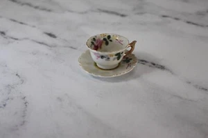 Juego de mini taza de té y platillo de porcelana floral de Japón de colección - Imagen 1 de 4