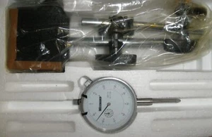5LD62 Westward Dial Indicator with Magnetic Base 4KU71 5210-01-515-7887 5LD62... - Picture 1 of 3