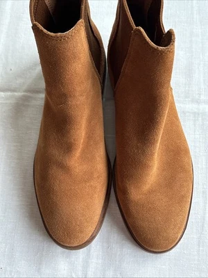 Clark’s Suede Brown Leather Boots Size 8.5 Excellent New Condition - Image 1 of 4