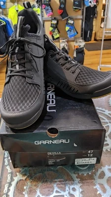 Louis Garneau Men's Deville cycling shoes, black 47/12, 2 cleat pattern, NIB! - Image 1 of 4