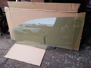 Volkswagen Up 2011-2017 Passenger NSF Front Window Glass 3Dr - Picture 1 of 5