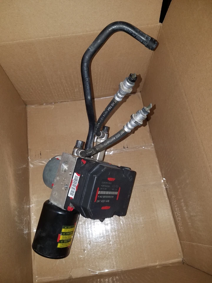 Hyundai Sonata 2011 2012 2013 2014 2015 híbrido antibloqueo motor bomba abs Foto 1 de 4