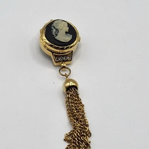 Kamee Abdeckung Medana Quarz Japan baumelnde Quaste Anhänger Taschenuhr 3,5 Zoll - Bild 1 von 6