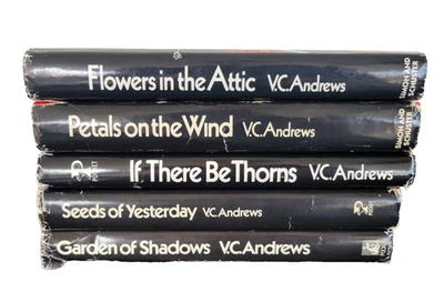 VC Andrews Complete Dollanganger Series, 5 BCE HCs-DJ, Flowers In The Attic - Image 1 of 4