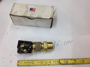 3/8" ID Brass Pneumatic MALE SIDE Quick Connect Fitting Locking Collar 1/2" NPT - Picture 1 of 6