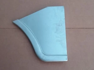 GUARDABARROS DELANTERO JEEP (IZQUIERDO) PANEL TRASERO - (1972 -1986) CJ5, CJ6, CJ7 y CJ8 > OEM NOS - Imagen 1 de 2