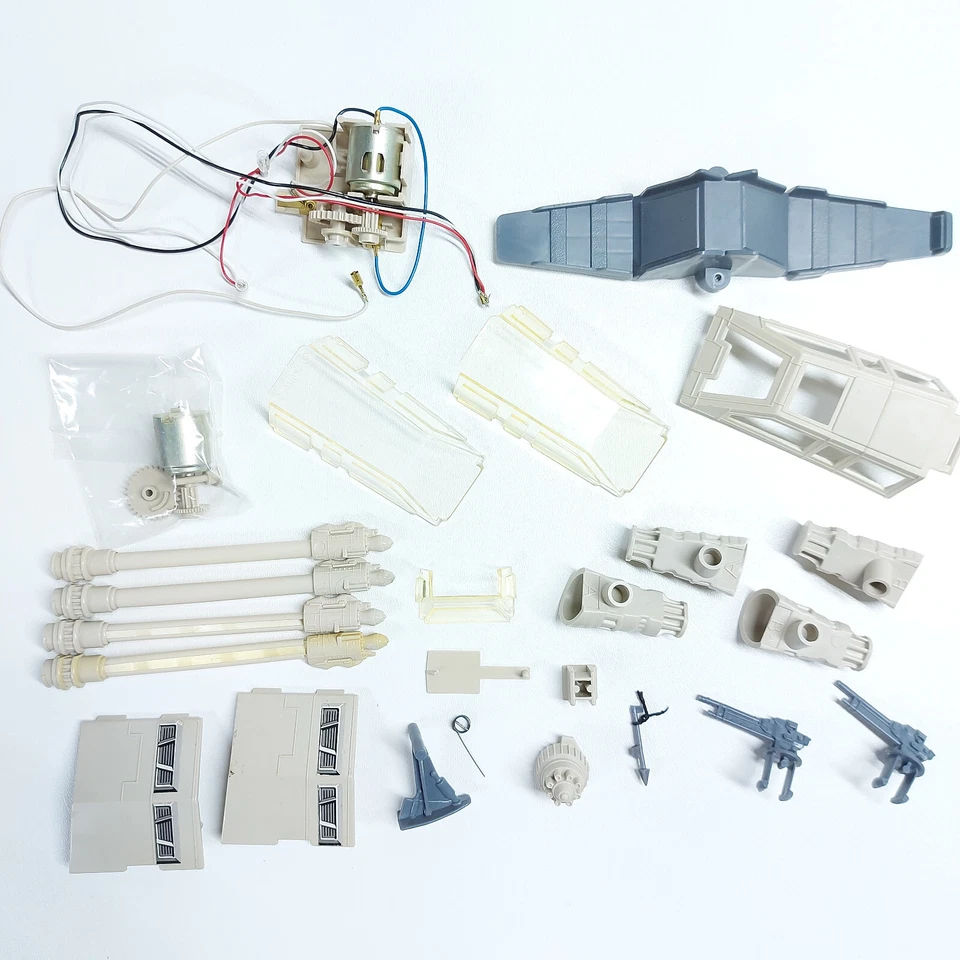 **TÚ ELIGES** 1980 SNOWSPEEDER Lote de piezas vintage de Star Wars ESB Kenner original Foto 1 de 1