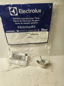 809069206 FRIGIDAIRE New OEM REFRIGERATOR EVAPORATOR FAN - Picture 1 of 4