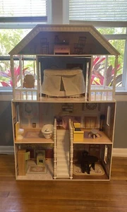 Kidkraft Dollhouse - Picture 1 of 15