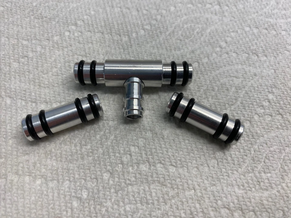 Kawasaki  Carburetor  Fuel Tee/Rail Combo   KZ1000,CSR,GPZ,Police '81-2002 - Image 1 of 1