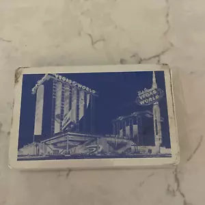 Baraja de cartas coleccionables vintage de Las Vegas World Casino recubierta de plástico - Imagen 1 de 6
