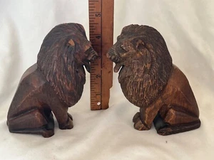 Pair Black Forest carved wooden lion figurines 5” - Picture 1 of 4