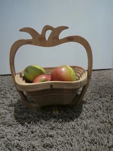 Früchtekorb Holzkorb klappbar Apfelform - Bild 1 von 3
