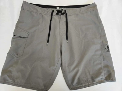 Men's Volcom GRAY Board Shorts Swim Trunks Drawstring Closure Size 40 - Image 1 of 3