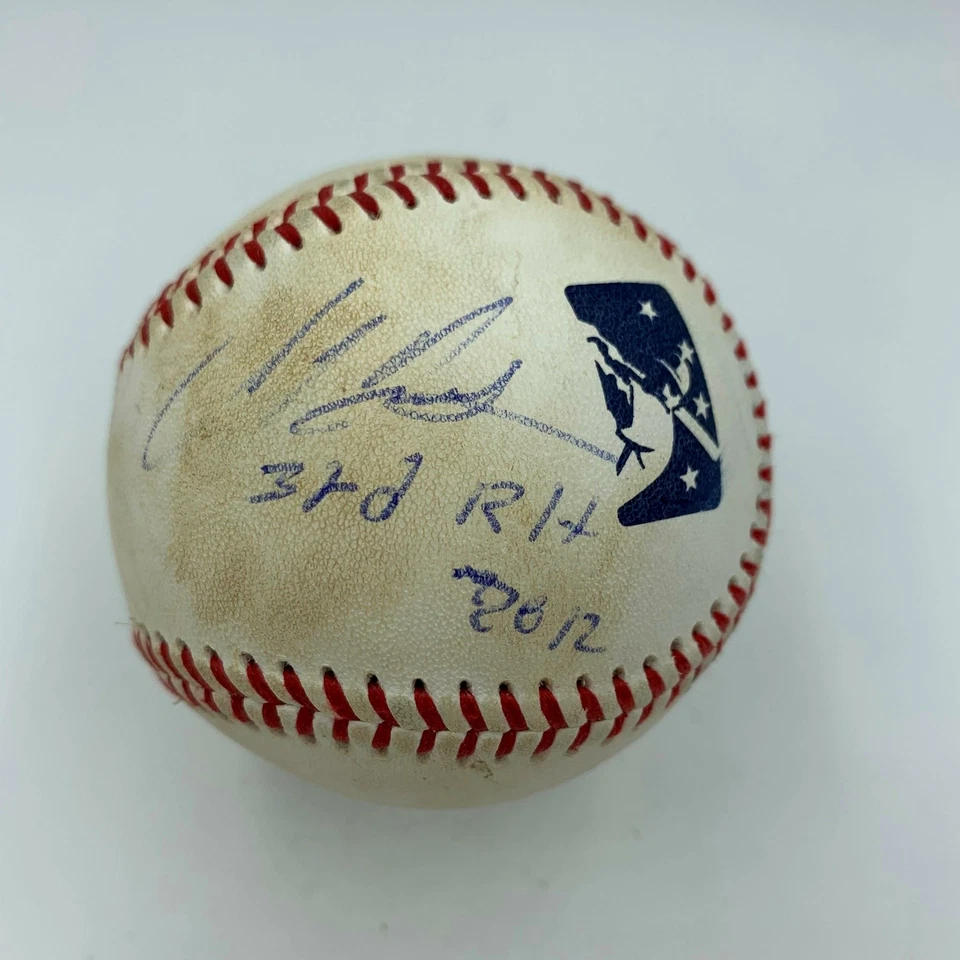 Raro Miguel Sano Firmado Inscrito Real Tercer Juego de Jonrones Usado Béisbol  Foto 1 de 3