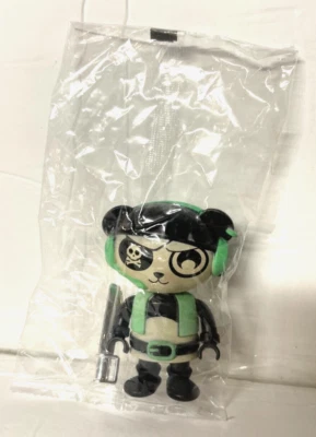 Ryan's World Bioluminescent Pirate Panda Mystery Figure Reviled Series 8 Glow - Изображение 1 из 4