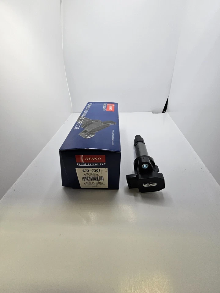 Bobina de encendido directo Denso 673-7301 para Buick Lucerne Cadillac DTS SRX SRS XLR Foto 1 de 4