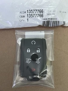 NEW GM 2015-2020 Tahoe Suburban OEM 6 Button Smart Keyless Fob Remote 13577766 - Picture 1 of 7