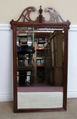 ESPEJO DE PARED DREXEL CHIPPENDALE CAOBA, ESPEJO TOCADOR COLGANTE (A) Foto 1 de 4