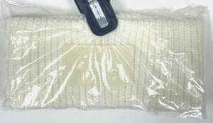 Coach Winter Cable Knit Headband Cream Color with Logo Patch One Size NEW. - Imagen 1 de 10