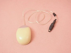 Kensington 64475F Mouse-in-a-Box USB / ADB single-button Apple Mouse Optical - Picture 1 of 9