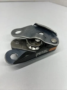 Petzl Grigri - Dispositivo de aseguramiento compacto y versátil CE0197 - Imagen 1 de 5
