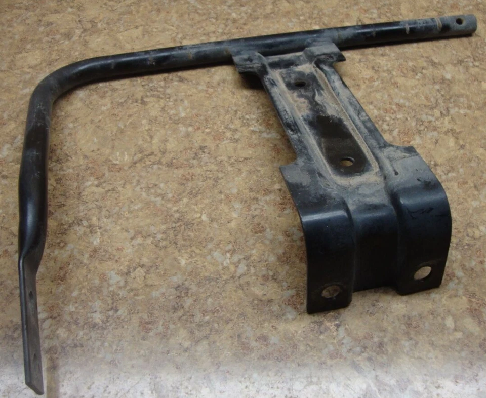 2009 Arctic Cat 550 ATV 4x4 EFI Right Foot Peg Mount Floor Board Rest Pedal J9 - Image 1 of 1